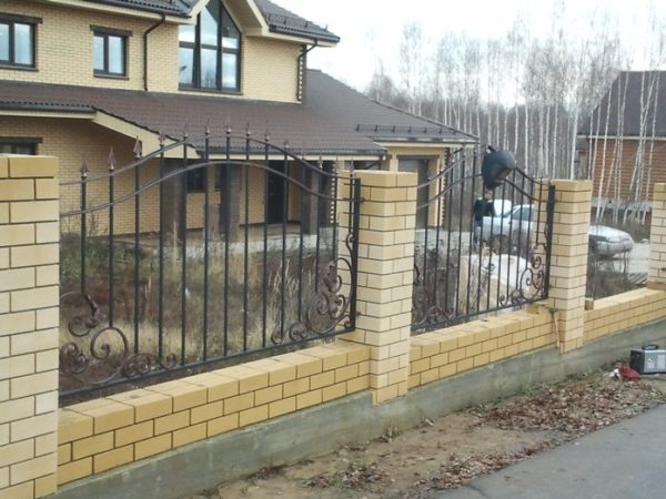 Кованый забор